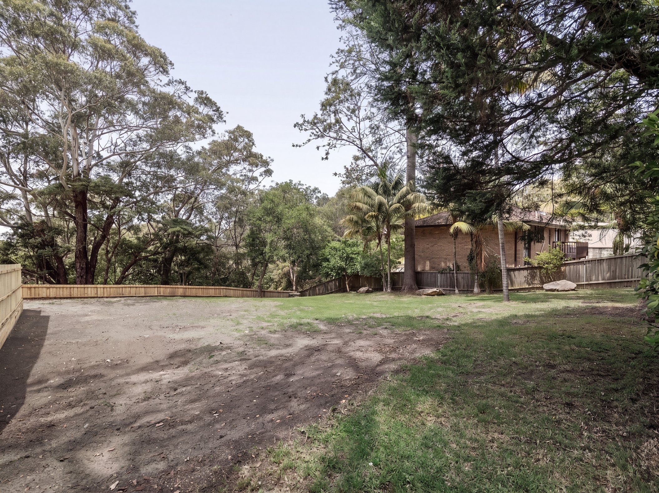12 Brewer Place, Lugarno - Image 1