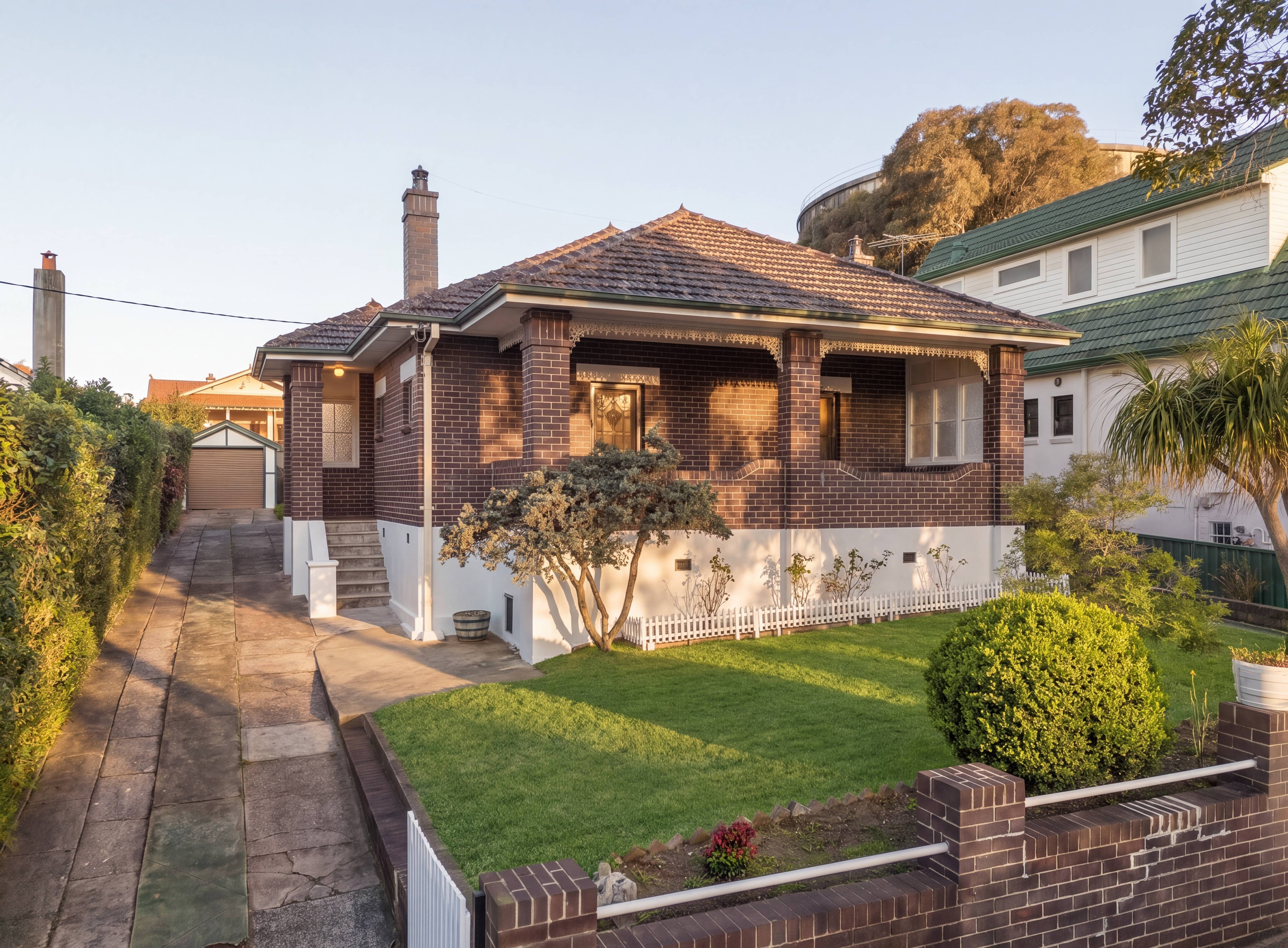 24 Leeder Avenue, Penshurst - Image 1