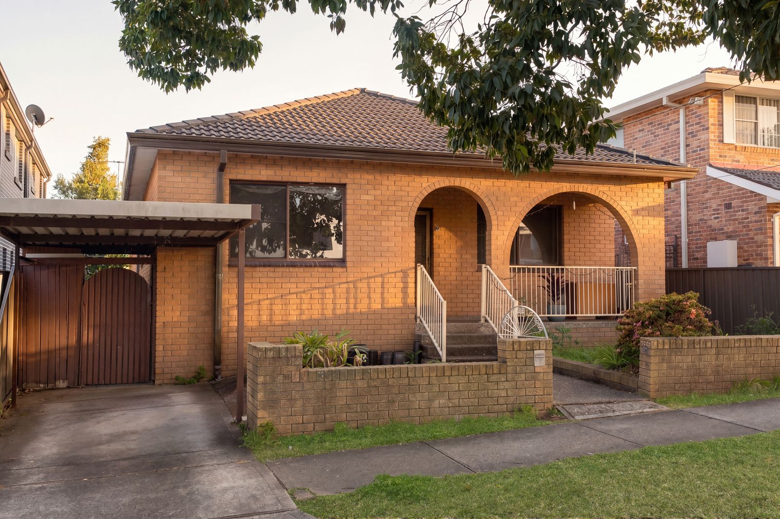 10 Universal Street, Mortdale - Image 1