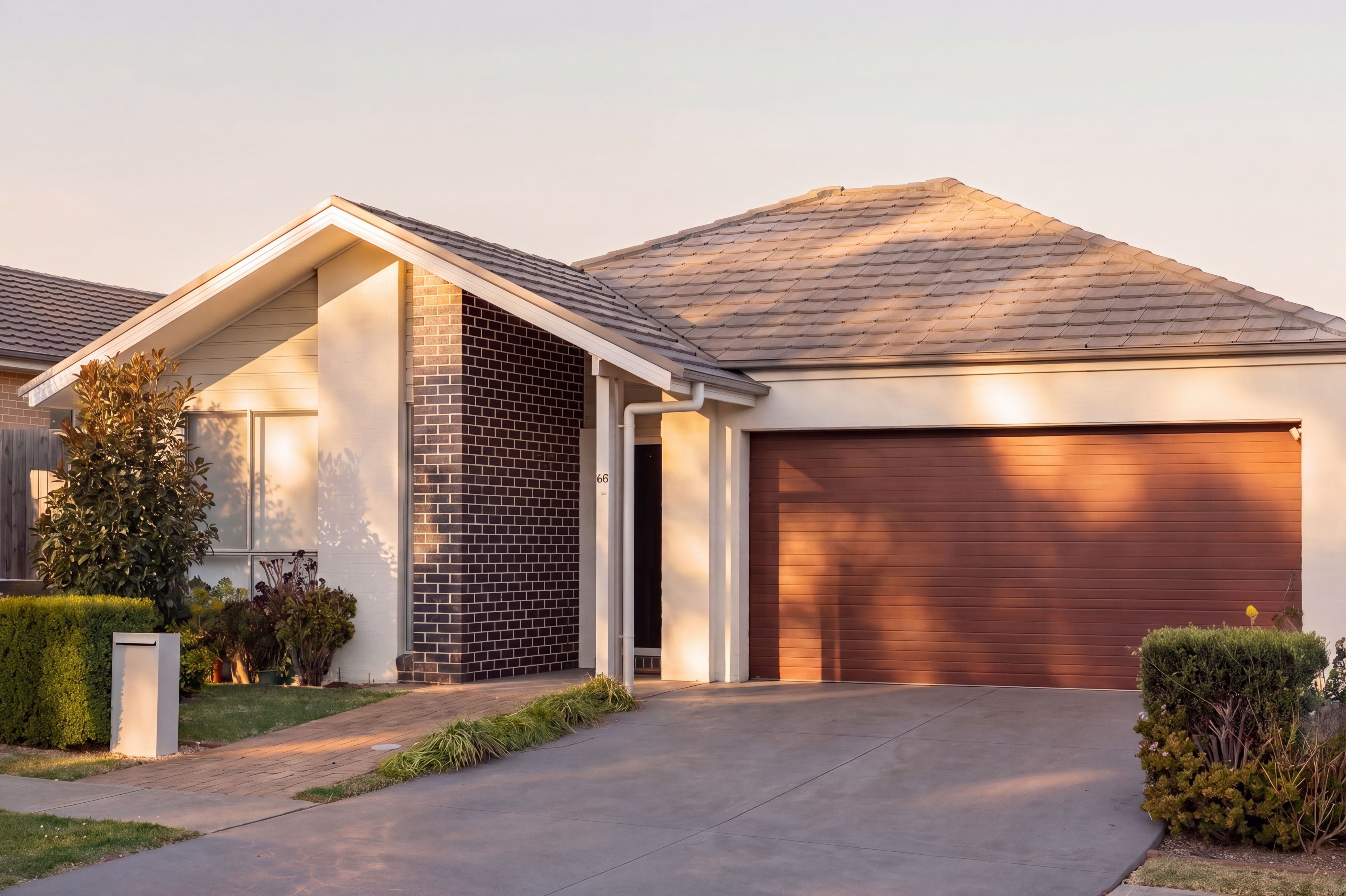 68 Bandara Circuit, Spring Farm - Image 1