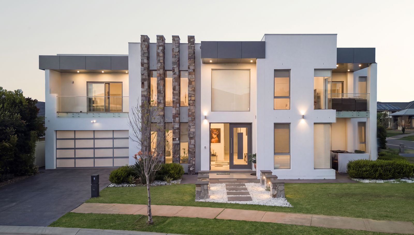 5 Aspinall Way, Oran Park - Image 1