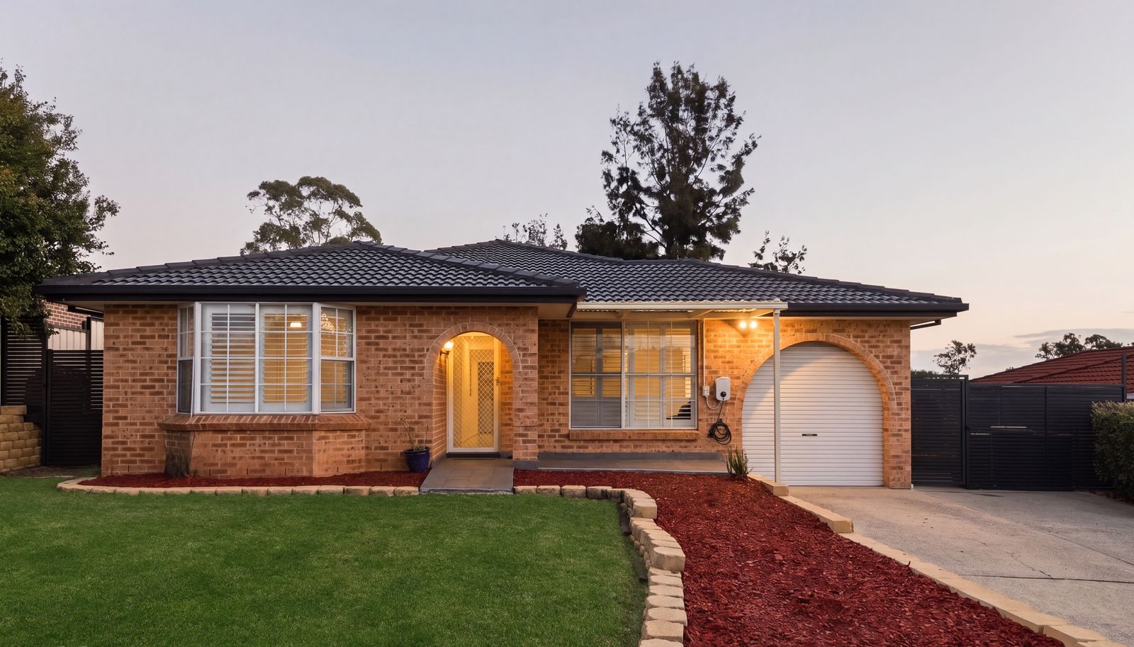 4 Merdle Place, Ambarvale - Image 1